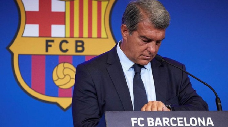 Инспектори на УЕФА констатираха: Барселона трябва да бъде изхвърлен от Шампионската лига