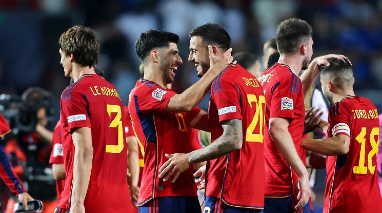 Късен гол класира Испания на финала на Лигата на нациите