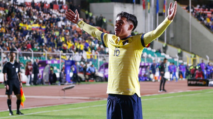 16-годишен поведе Еквадор към успех срещу Боливия (видео)