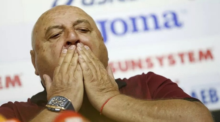 Венци Стефанов: Ако Бербатов стане президент на БФС, ще се прекръстя на Алияс Алиев Салиев