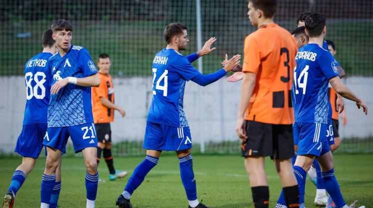 Левски надигра юношите на Шахтьор Донецк в поредната си контрола (видео)