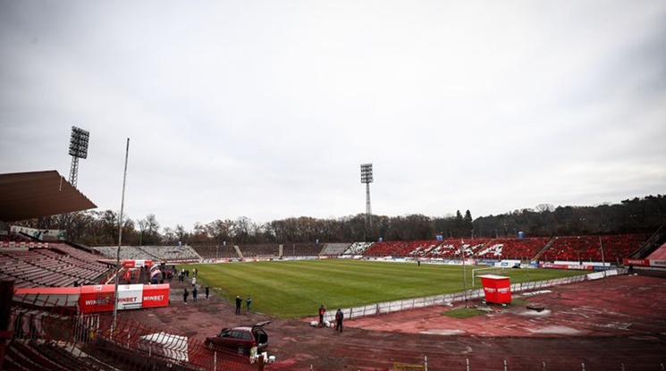 Слагат камери за излъчване на живо на стадион "Българска армия" 