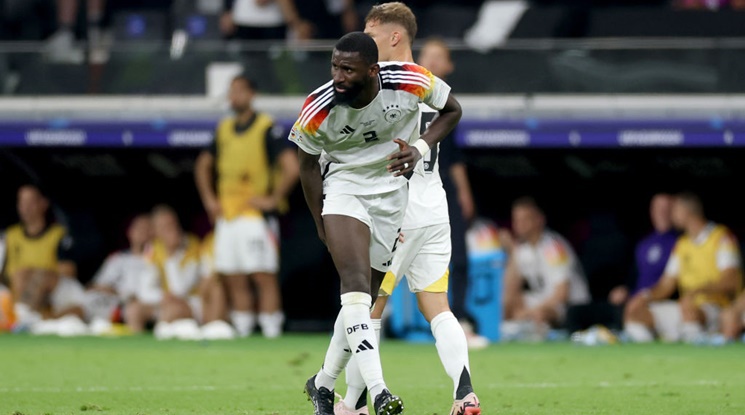 Основен играч на Германия под въпрос за осминафинала