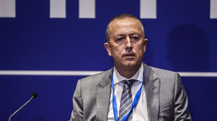 Фурнаджиев: Проблемът не е в чужденците, а в школите