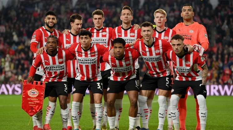 ПСВ триумфира в Нидерландия, в Аякс са съкрушени