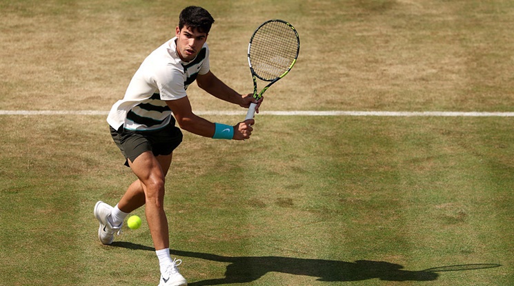 Алкарас се класира за полуфиналите на турнира Куинс