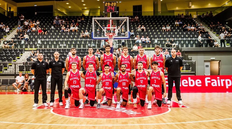 България загуби тежко от Нидерландия в последния си мач от световните предквалификации