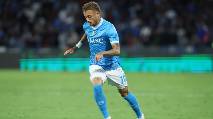 Напрежение в Наполи: Нов в отбора си позволи да критикува Конте