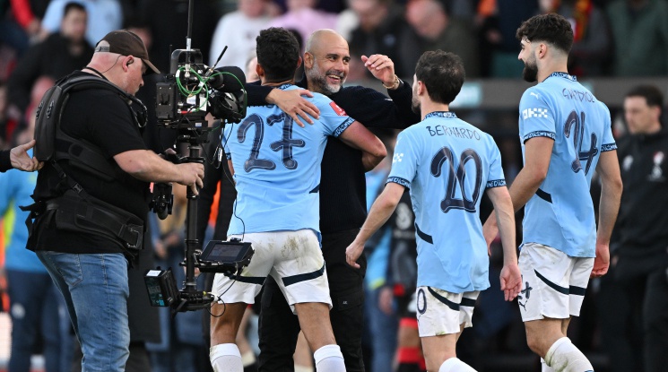 Защитник на Ман Сити обмислял да се откаже от футбола и да играе баскетбол