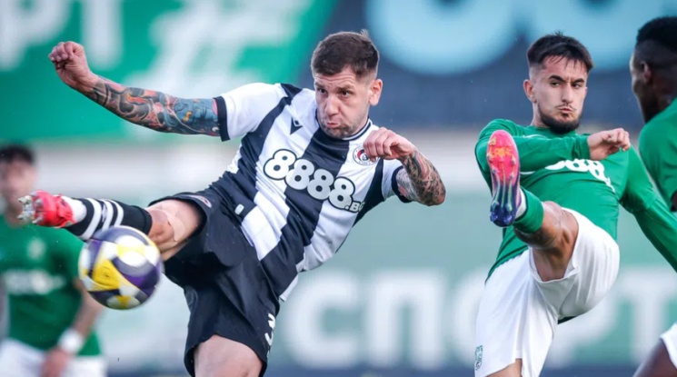 След 9 мача без победа в първенството Локо София най-накрая успя да се поздрави с три точки (видео)