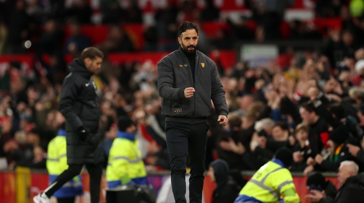 Манчестър Юнайтед доминира в месечните награди за октомври във Висшата лига