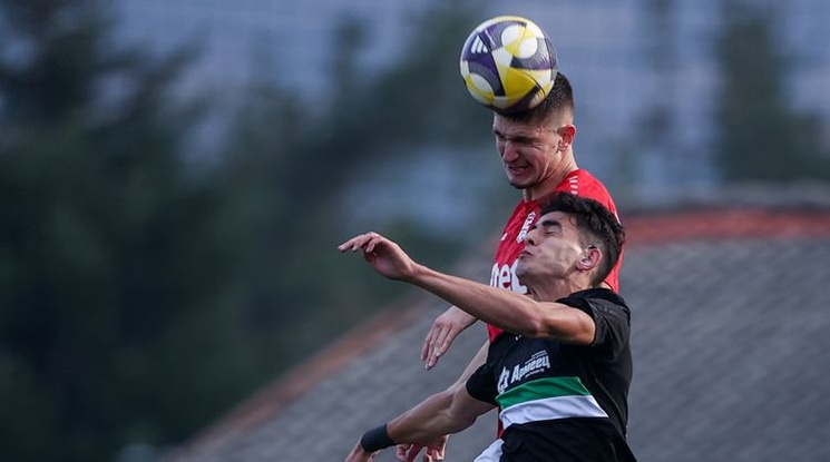 Черно море приземи ЦСКА 1948 на земята