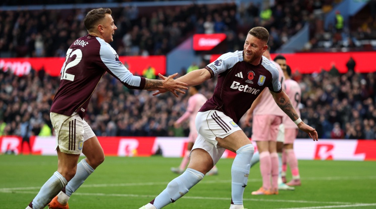 Астън Вила разгроми Борнемут 