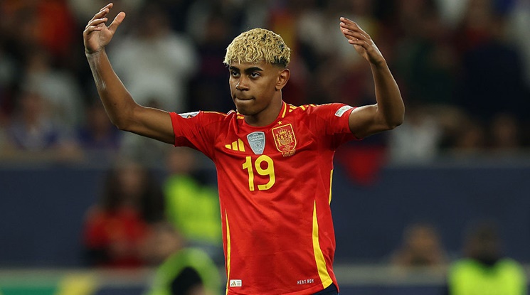 Ямал отново се превърна в ябълката на раздора между Барселона и испанската футболна федерация