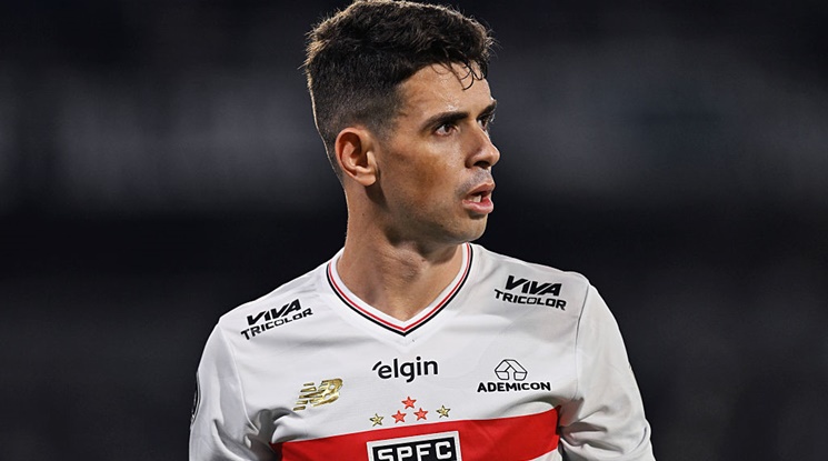 Бивш халф на Челси изгуби съзнание по време на тестове