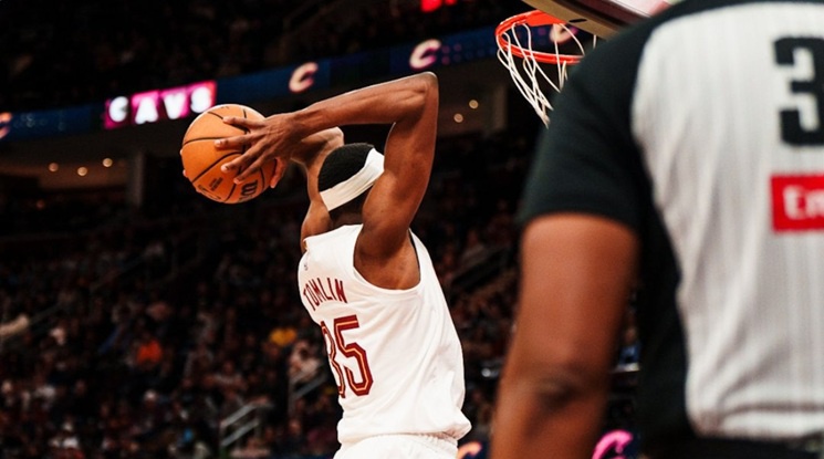 Кливланд Кавалиърс - Торонто Раптърс (репортаж)