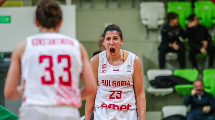 Дамският национален отбор по баскетбол продължи с великолепната си игра и срещу Черна гора