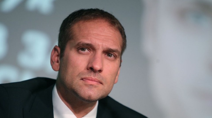 Стилиян Петров подкрепи Борислав Михайлов