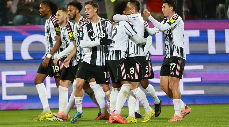 Лошото време в Норвегия възпрепятства прибирането на Ювентус в Торино