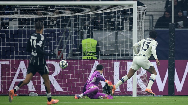 Класика за Аталанта във Франкфурт