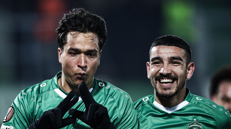 Лудогорец бродира в Лига Европа с новия треньор