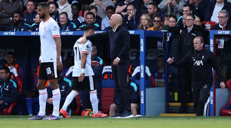 Слот разясни каква е причината да остави Салах на пейката