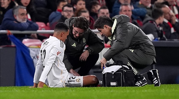 ТАА с поредна контузия