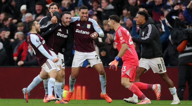 С гол в 95-ата минута Вила прекъсна серията на Арсенал и влезе в ролята на претендент за титлата