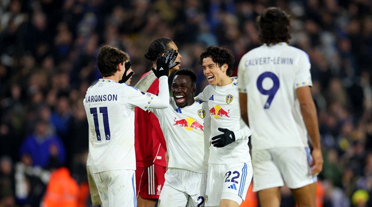 Груев и Лийдс продължават да тормозят грандовете на Висшата лига