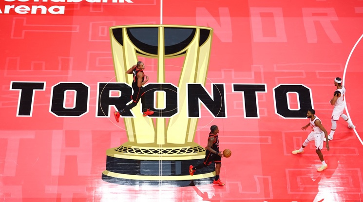 Торонто Раптърс - Ню Йорк Никс (репортаж)