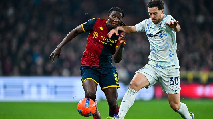 Интер наблюдава младежки национал на Англия