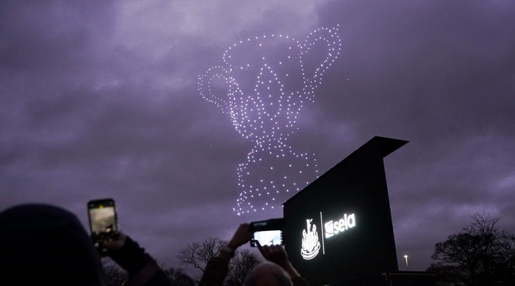 Титанични сблъсъци в полуфиналите за Купата на лигата 