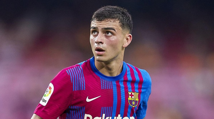 Педри е футболист №1 на Барселона за сезон 2024/25