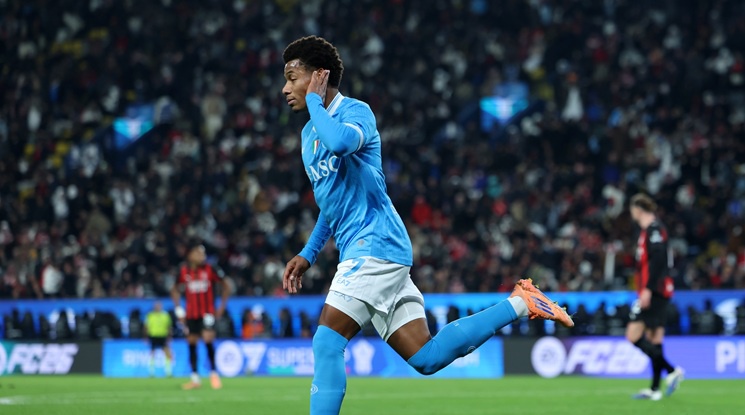 Наполи е първият финалист за Суперкупата на Италия