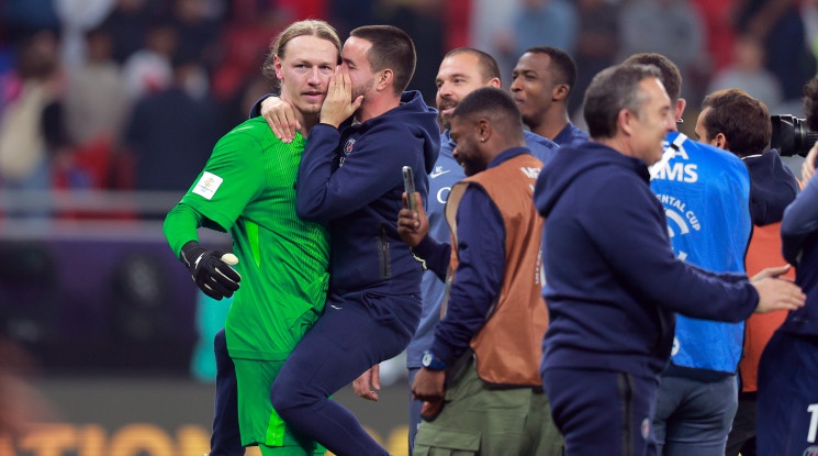 Вратарят, който донесе Междуконтиненталната купа на ПСЖ, е със счупена ръка