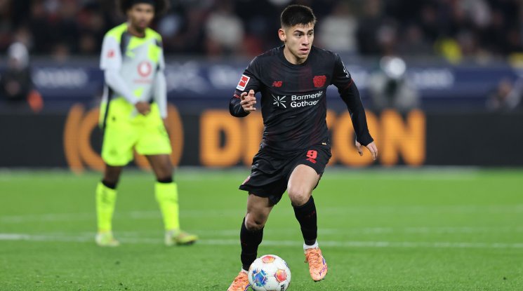 Сити си връща преждевременно аржентински халф, за да го прати под наем на друго място