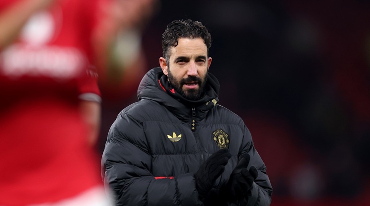 Комичен Ман Юнайтед срещу Уулвс на "Олд Трафорд"