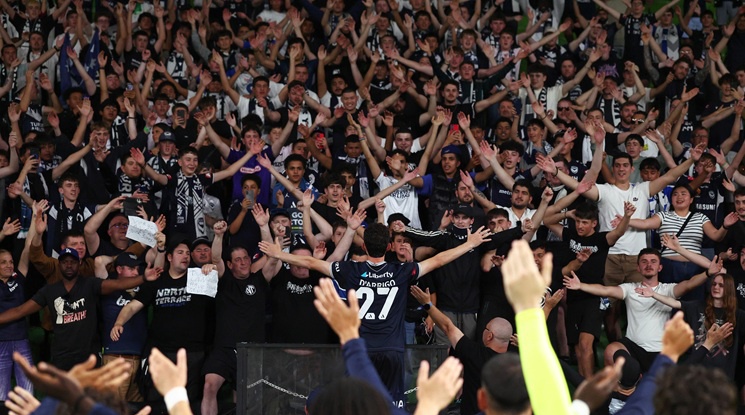 Мелбърн Виктори - Пърт Глори (репортаж)