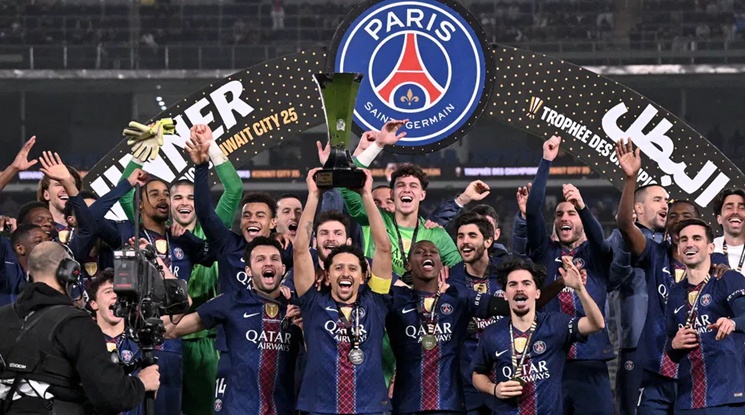 ПСЖ спечели Суперкупата на Франция след победа с дузпи срещу Марсилия