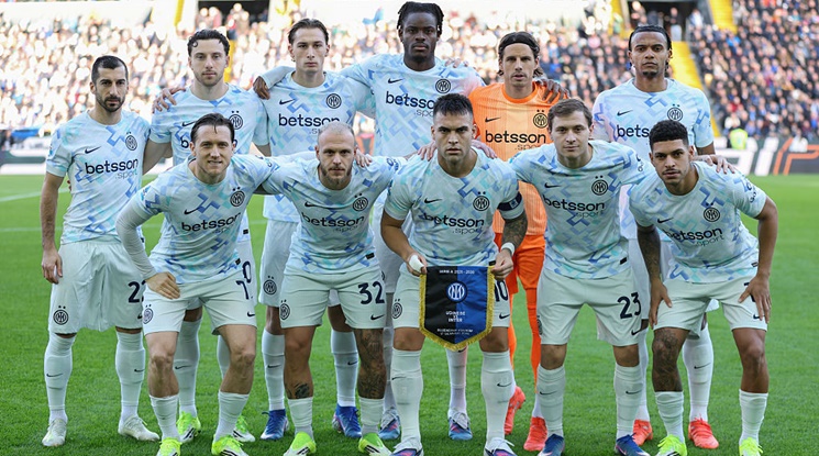 Интер привлича вундеркинд от Динамо Загреб