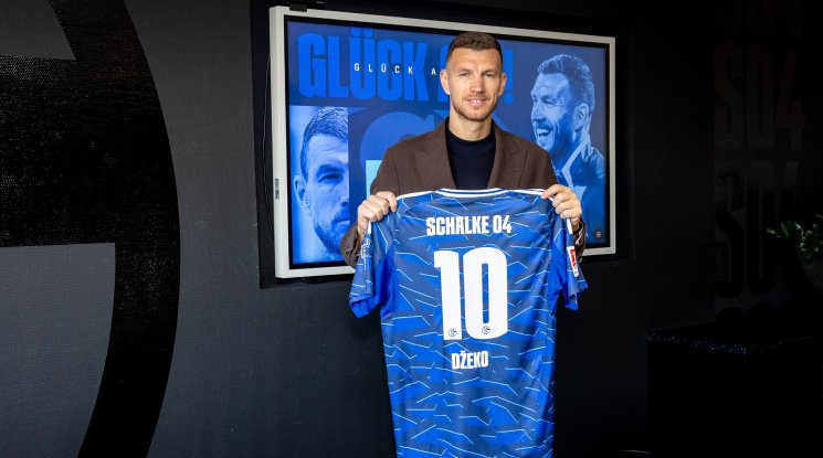 Официално: Джеко подписа с Шалке 04