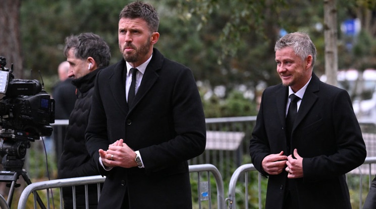 Карик сподели какво му е казал Солскяер след дербито на Манчестър