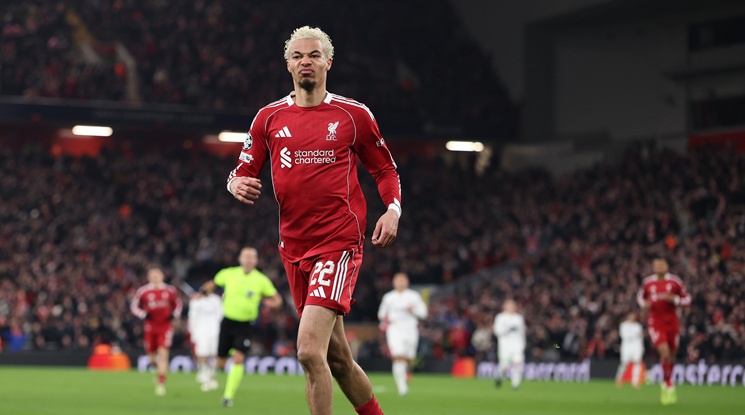 Ливърпул разби Карабах на "Анфийлд"