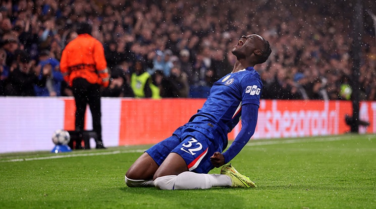 Евертън се подсили с крило от Челси