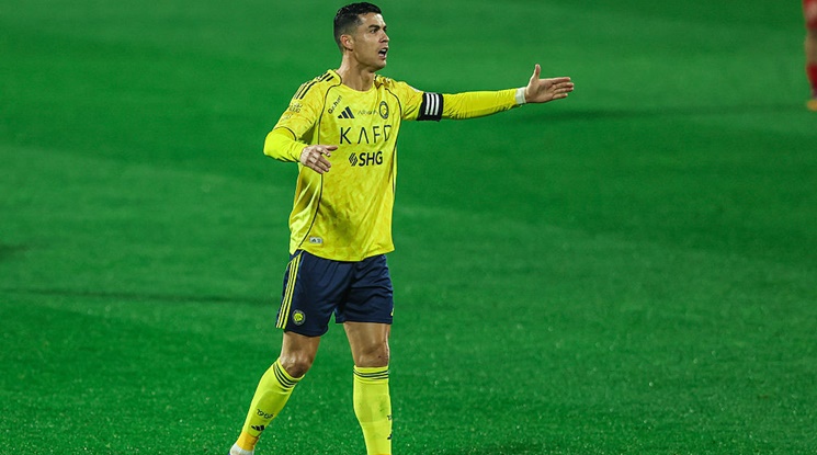 
                            <span class='comments'>0</span>
                            <span class='article-date'>06.02.2026</span>
                            <a href='https://winner.bg/articles/view/173685-sauditskata-pro-liga-otgovori-podobavashto-na-kristiano-ronaldo'>Саудитската Про лига отговори подобаващо на Кристиано Роналдо</a>
                    