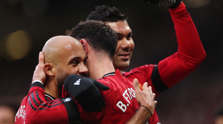 Възходът на Ман Юнайтед при Карик продължи и срещу Тотнъм (видео)