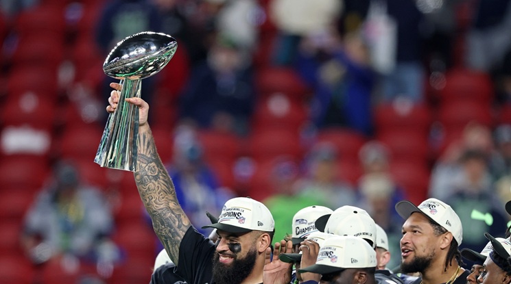 Сиатъл Сийхоукс грабна Супербоул LX