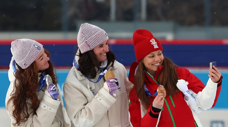 Дафовска: Казах на Лора "браво, хубавицата ми", защото тя е най-хубава на стълбичката