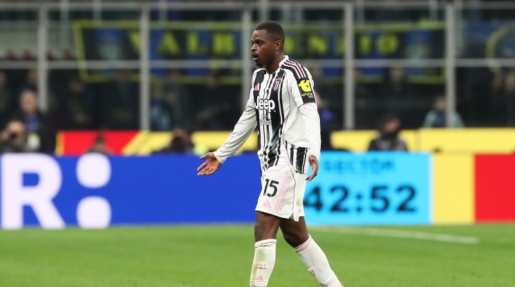 Шефът на съдиите в Италия: Много съжаляваме за червения картон на Калюлю 