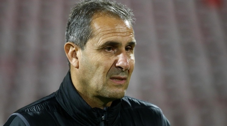 Кой ще е следващият треньор на Ботев Пловдив?